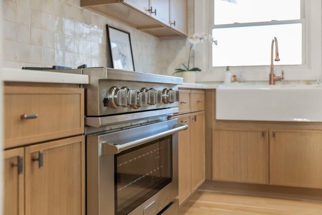 1122 Patricia Court, Schaumburg, IL 60193