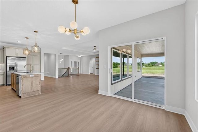 422 NE Lakota Drive, Adrian, MO 64720