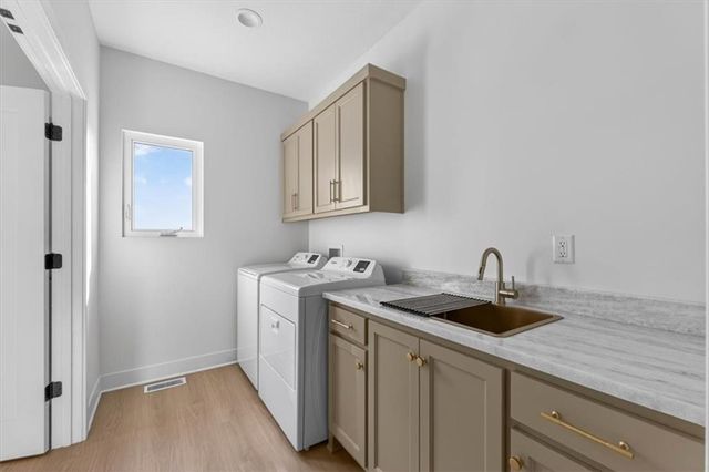 422 NE Lakota Drive, Adrian, MO 64720