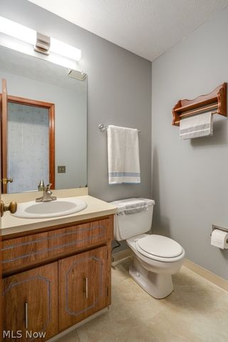 4124 Coral Gables Drive, Parma, OH 44134
