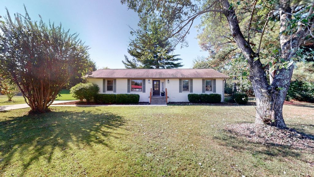 1024 Quail Meadow Dr, Lebanon, TN 37090