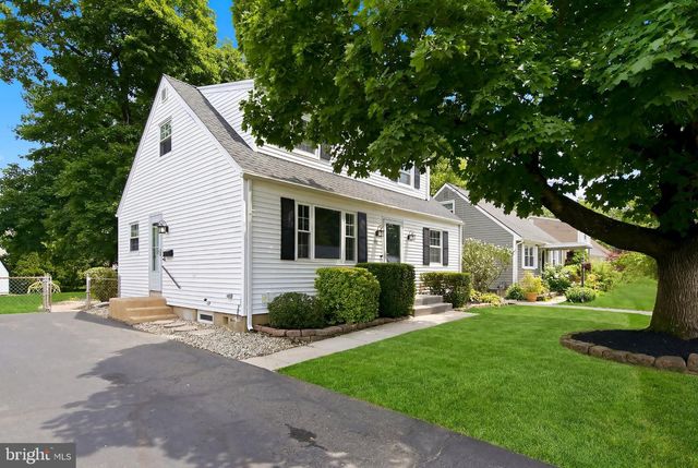 43 LONGWOOD DR, Hamilton, NJ 08620