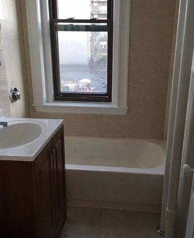 1576 Commonwealth 16, Boston, MA 02135