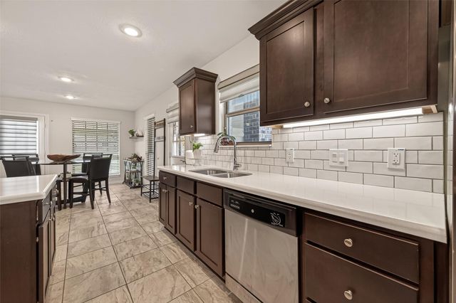 6546 Grapevine Bend, Manvel, TX 77578