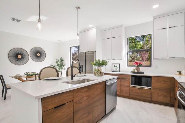 4720 Pine Cone Lane, West Palm Beach, FL 33417