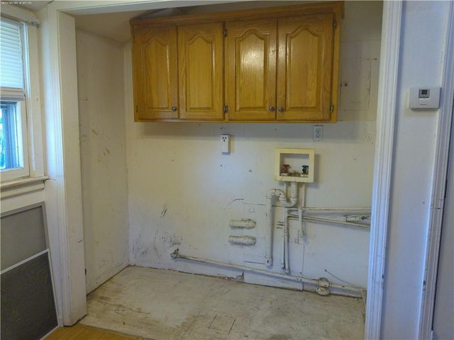 701 W Peoria Street, Paola, KS 66071