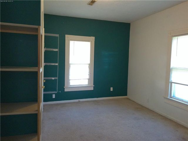 701 W Peoria Street, Paola, KS 66071