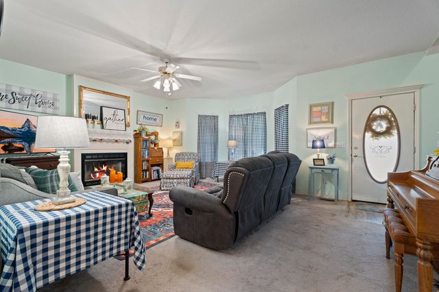 1035 Hillside Road, Grove, OK 74344