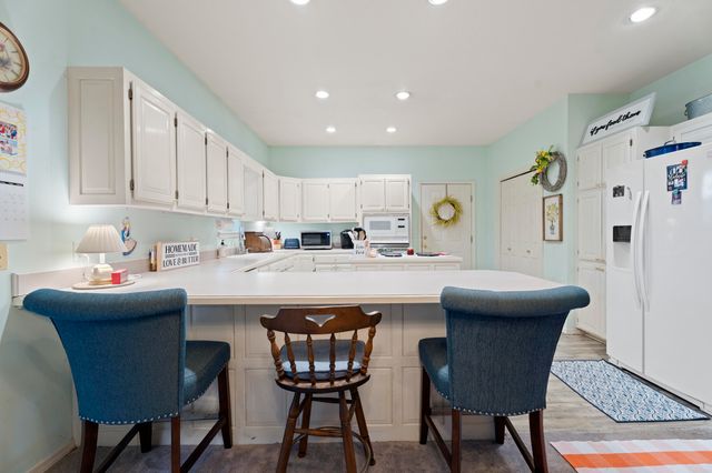 1035 Hillside Road, Grove, OK 74344