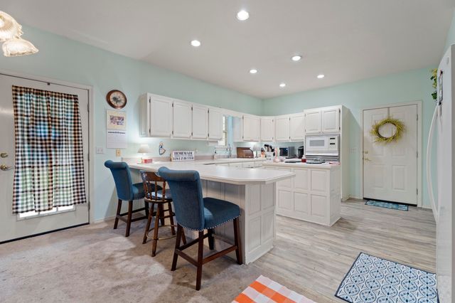 1035 Hillside Road, Grove, OK 74344