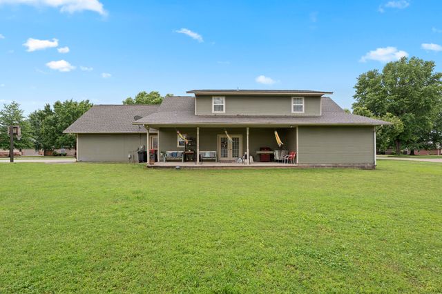 1035 Hillside Road, Grove, OK 74344