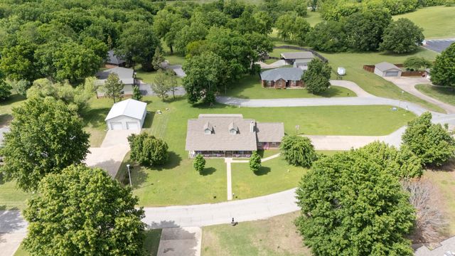 1035 Hillside Road, Grove, OK 74344