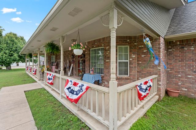 1035 Hillside Road, Grove, OK 74344