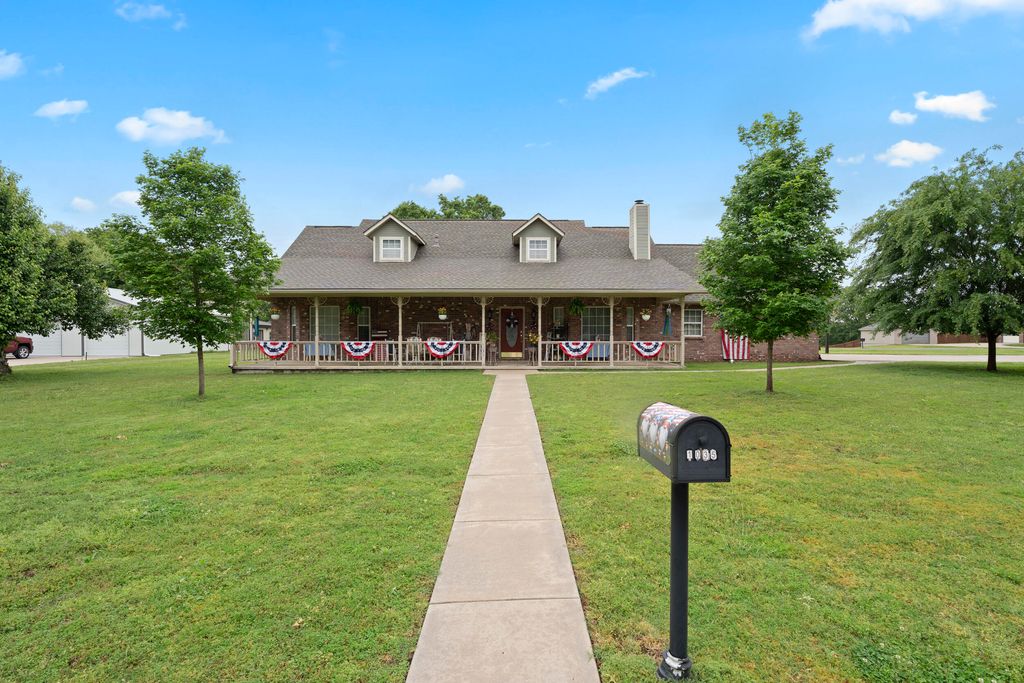 1035 Hillside Road, Grove, OK 74344