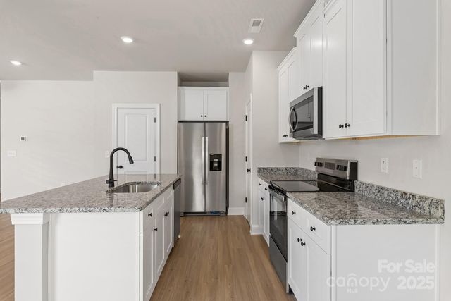 4147 Bolo Drive, Charlotte, NC 28215