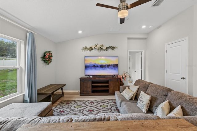 9972 MESIC WOODS AVENUE, Seffner, FL 33584