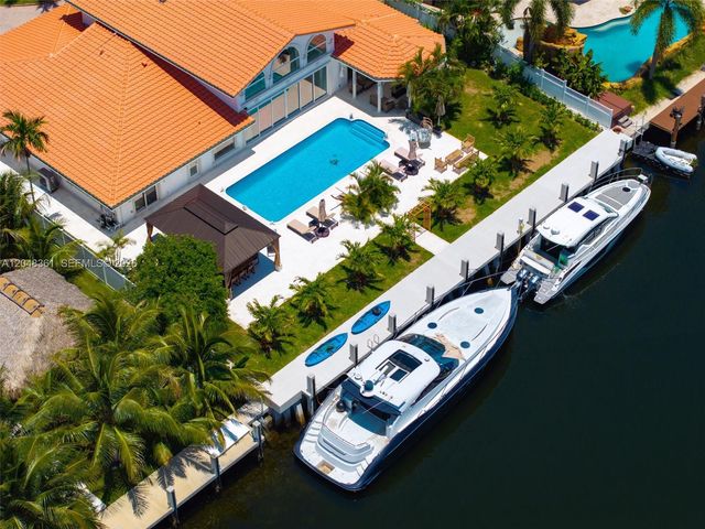 2770 NE 23rd Place, Pompano Beach, FL 33062