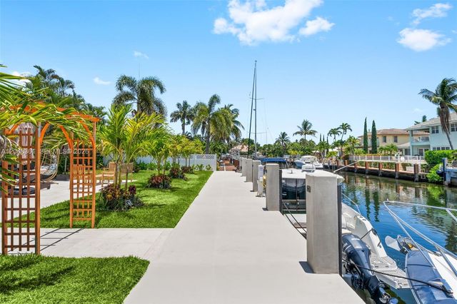 2770 NE 23rd Place, Pompano Beach, FL 33062