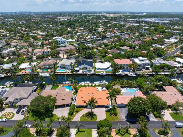 2770 NE 23rd Place, Pompano Beach, FL 33062
