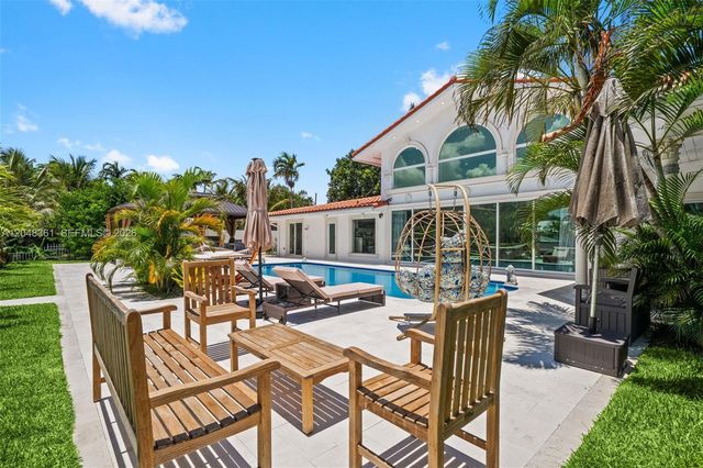 2770 NE 23rd Place, Pompano Beach, FL 33062