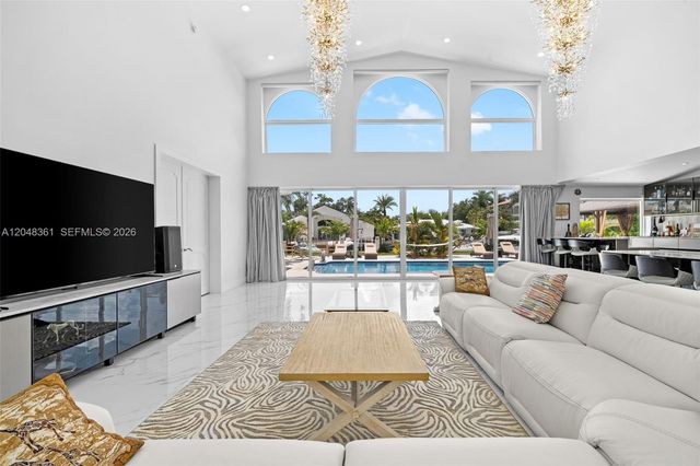 2770 NE 23rd Place, Pompano Beach, FL 33062