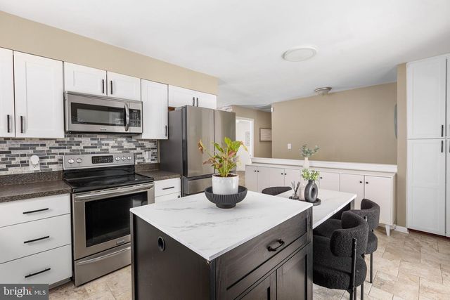 11005 CHESTERWOOD DR, Spotsylvania, VA 22553