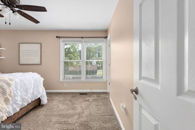 11005 CHESTERWOOD DR, Spotsylvania, VA 22553