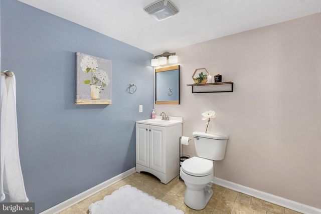 11005 CHESTERWOOD DR, Spotsylvania, VA 22553