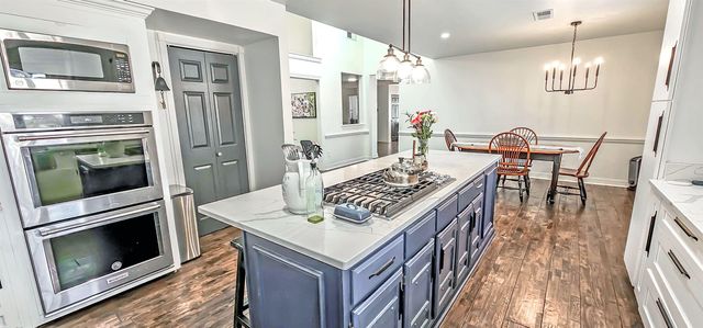 126 WOOD GROVE RD, Memphis, TN 38117