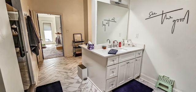 126 WOOD GROVE RD, Memphis, TN 38117