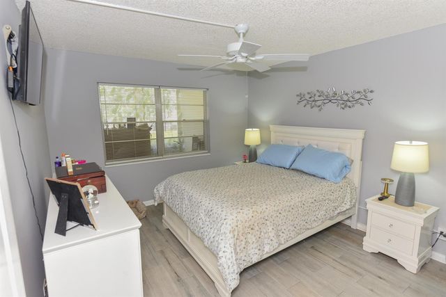 314 CHATHAM P, West Palm Beach, FL 33417
