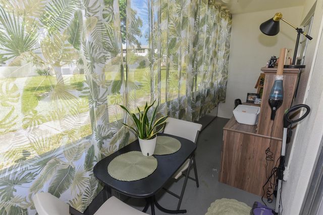 314 CHATHAM P, West Palm Beach, FL 33417