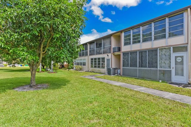314 CHATHAM P, West Palm Beach, FL 33417