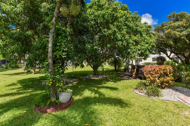 314 CHATHAM P, West Palm Beach, FL 33417