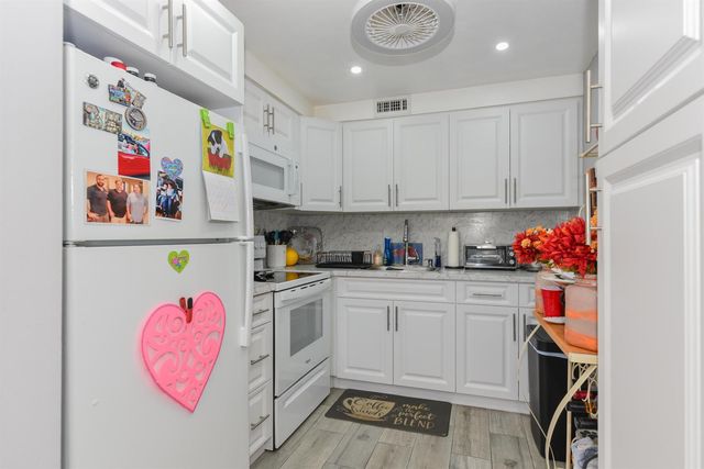 314 CHATHAM P, West Palm Beach, FL 33417