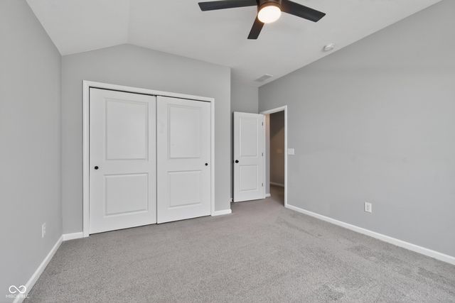 811 Stone Trace Court, Avon, IN 46123