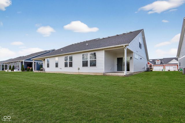 811 Stone Trace Court, Avon, IN 46123