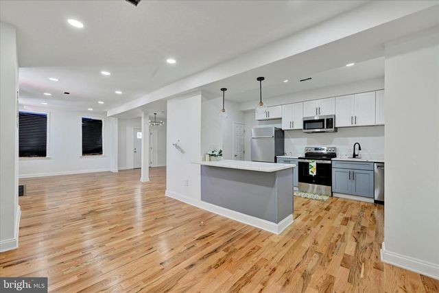 2400 W LAFAYETTE AVE, Baltimore, MD 21216