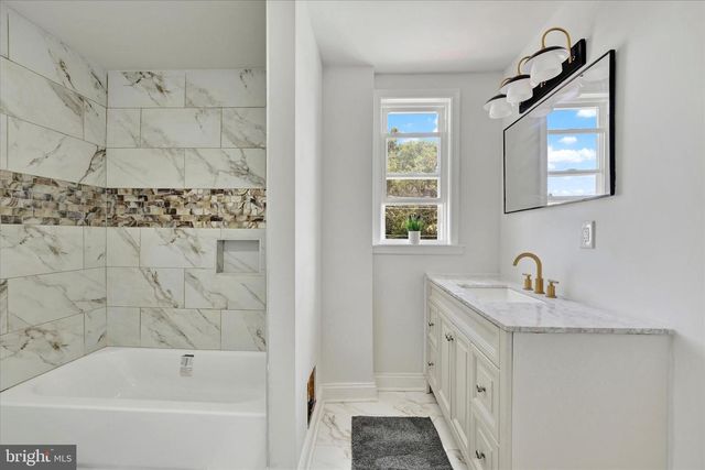 2400 W LAFAYETTE AVE, Baltimore, MD 21216