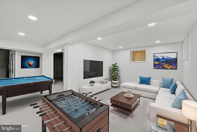 2400 W LAFAYETTE AVE, Baltimore, MD 21216