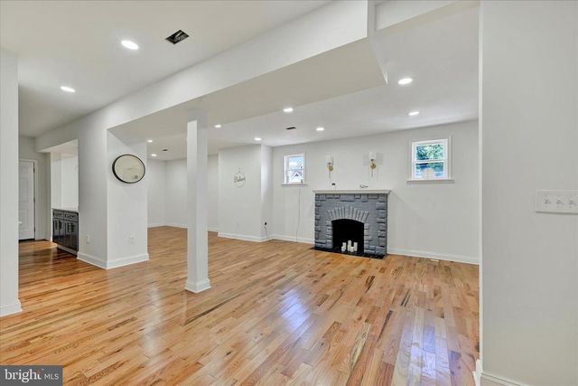 2400 W LAFAYETTE AVE, Baltimore, MD 21216