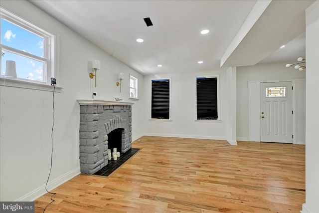 2400 W LAFAYETTE AVE, Baltimore, MD 21216