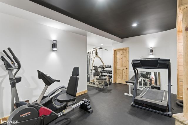 21901 31 Mile Road, Ray Twp, MI 48096