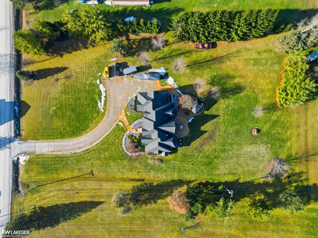 21901 31 Mile Road, Ray Twp, MI 48096