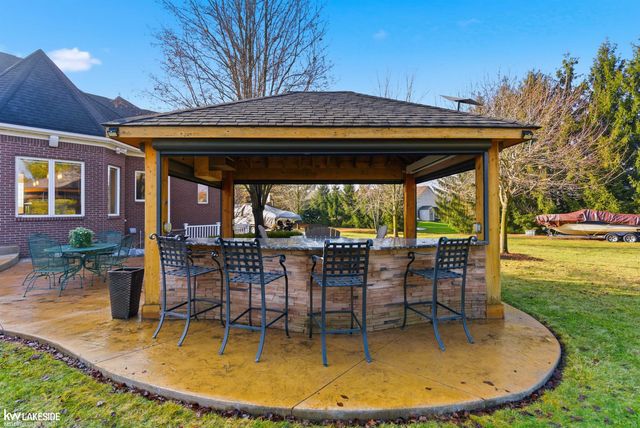 21901 31 Mile Road, Ray Twp, MI 48096