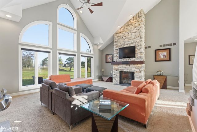 21901 31 Mile Road, Ray Twp, MI 48096