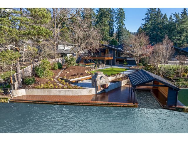 17763 Kelok Rd, Lake Oswego, OR 97034