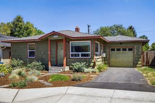 1016 SW 12th Street, Redmond, OR 97756