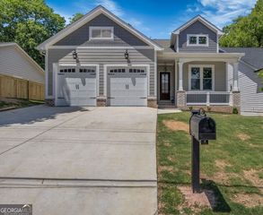 571 Lawrence Street NE, Marietta, GA 30060
