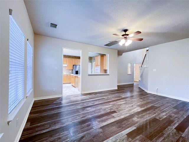 908 Azalea Pointe, League City, TX 77573